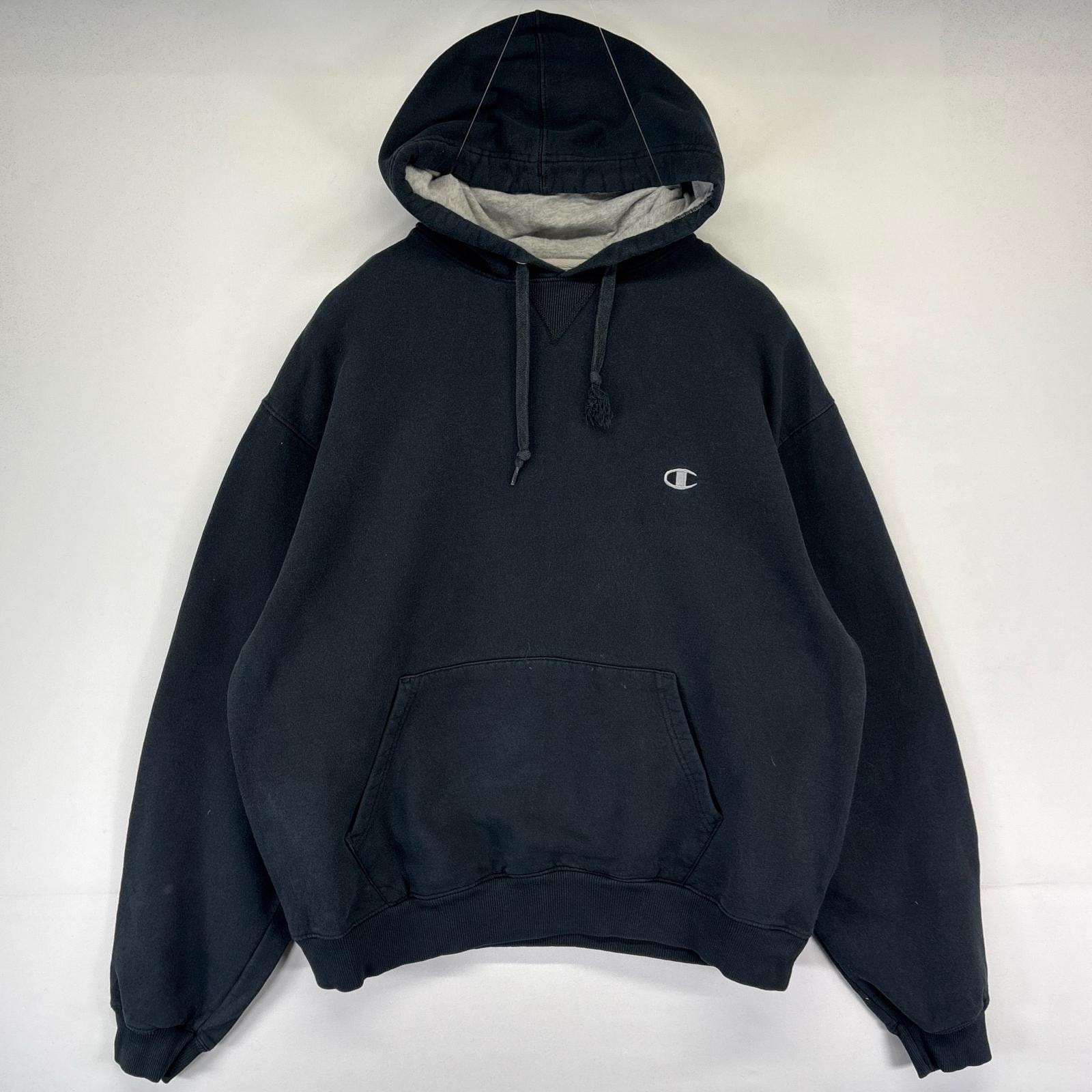 古着 チャンピオン Champion パーカー 前V スウェット プルオーバー ワンポイントロゴ フーディー L  ブラック系 メンズ