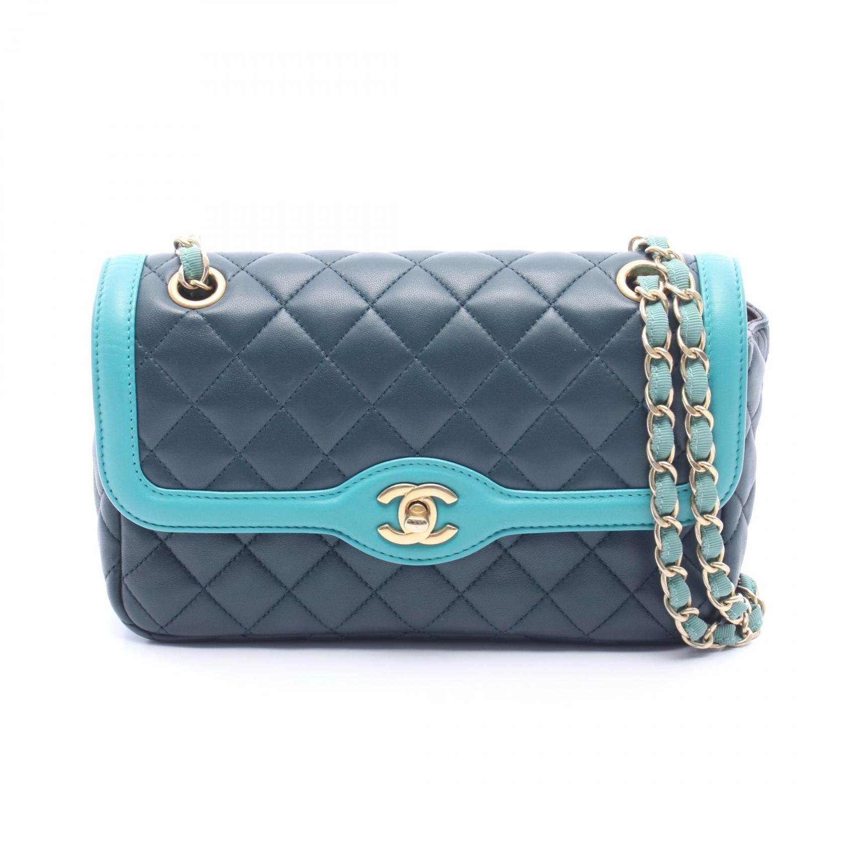 シャネル CHANEL マトラッセ ショルダーバッグ バッグ レザー レディース グリーン系 A01112 【中古】