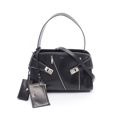 サルヴァトーレフェラガモ Salvatore Ferragamo HUG ハグ ソフト ミディアム ショルダーバッグ バッグ レザー レディース ブラック系 21A444 【中古】