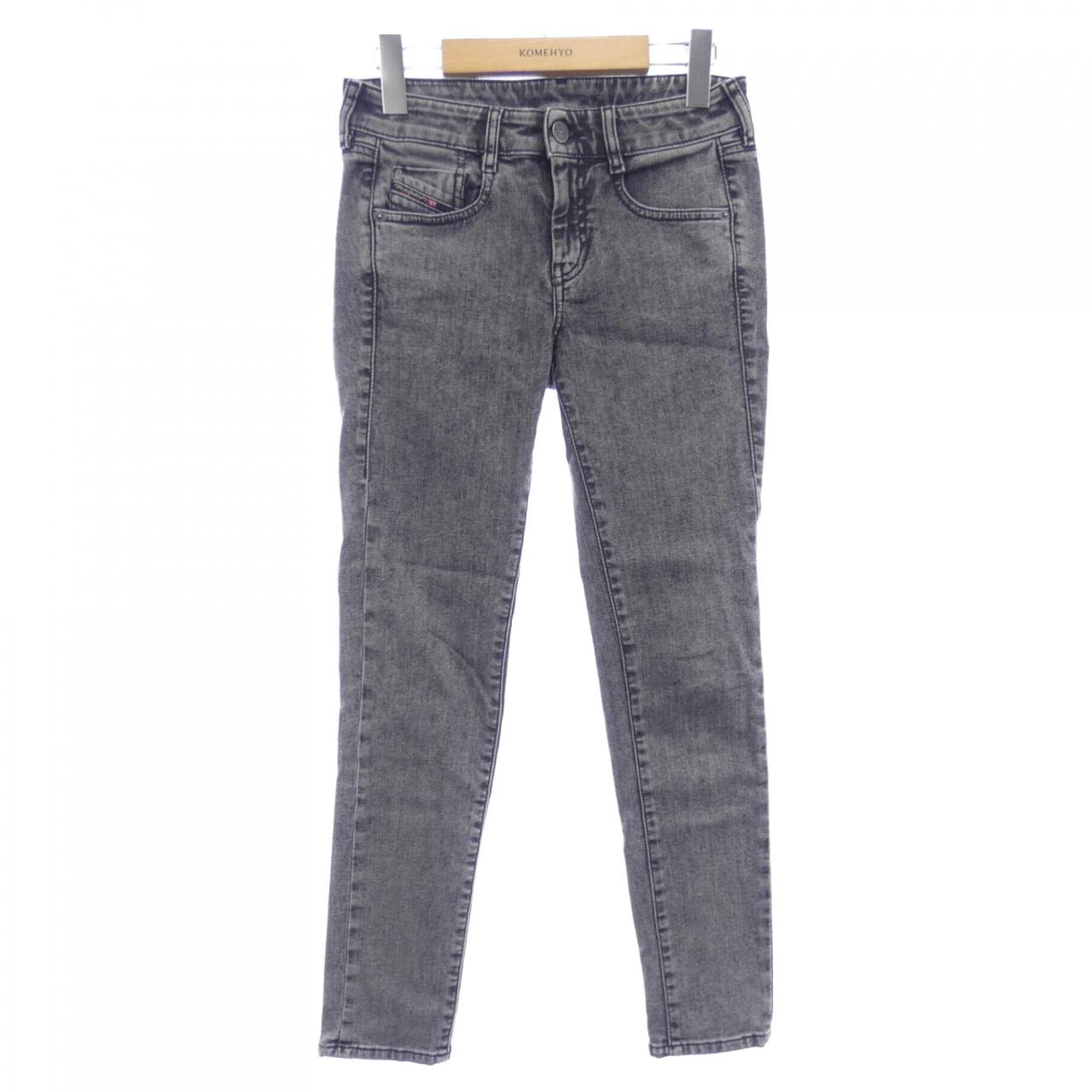 ディーゼル DIESEL ジーンズ