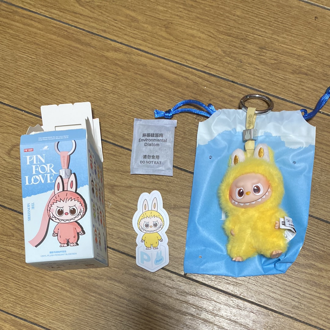 ポップマート ザ モンスターズ (ラブブ) ピン フォー ラブ シリーズ