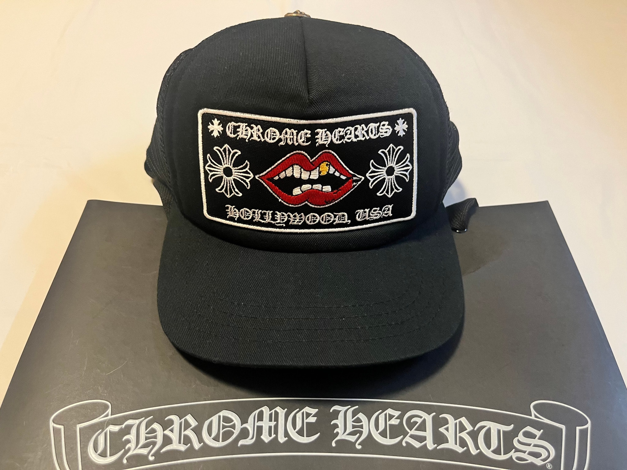 Chrome Hearts Tracker Cap Chomper "Black"