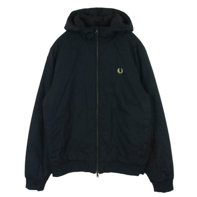 FRED PERRY フレッドペリー J9533 ロゴ刺繍 中綿 フーデッド ブルゾン ジャケット ダークネイビー系 黒に近いダークネイビー系 M【中古】