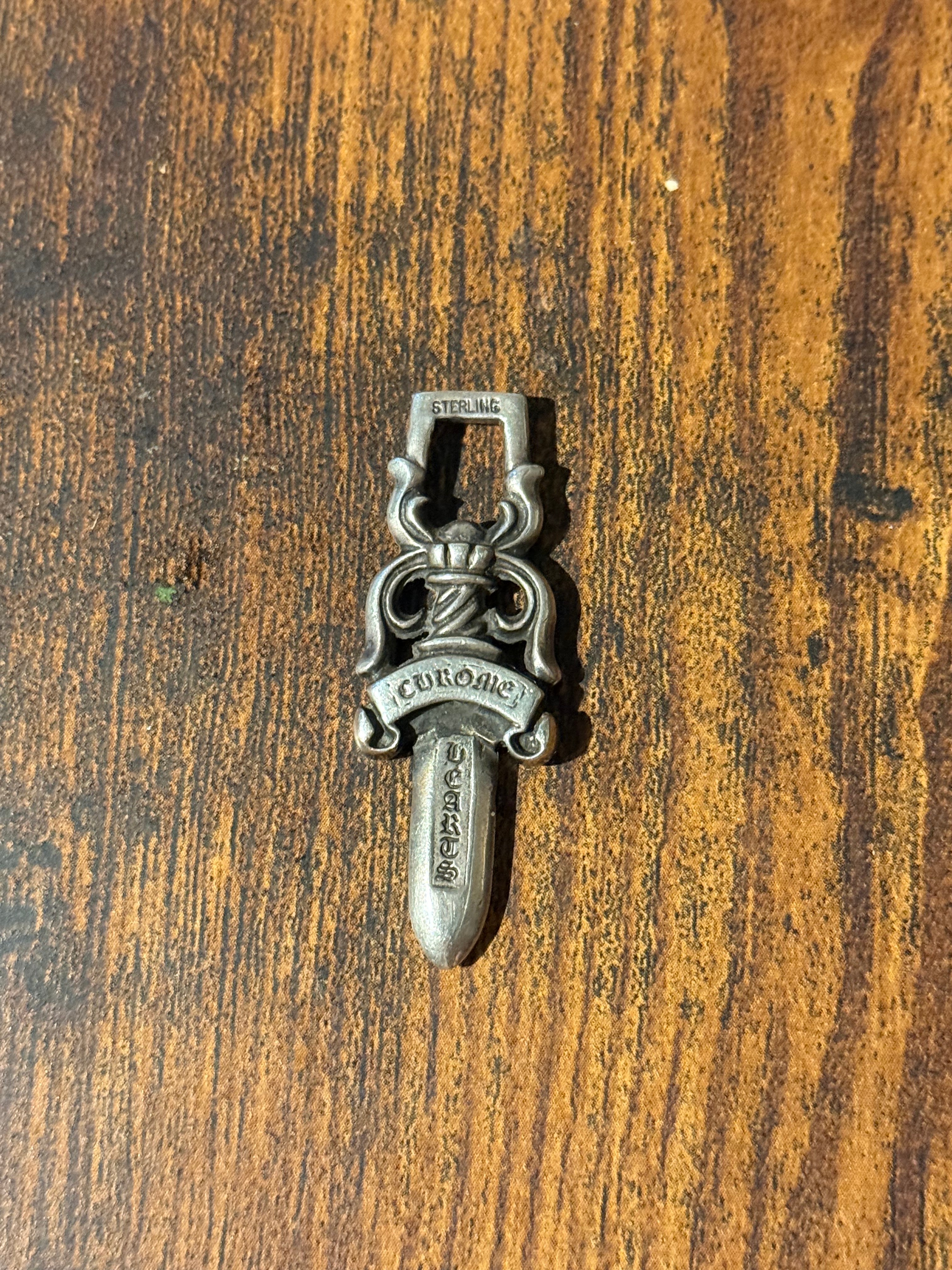 Chrome Hearts #10 Dagger Pendant "Silver"