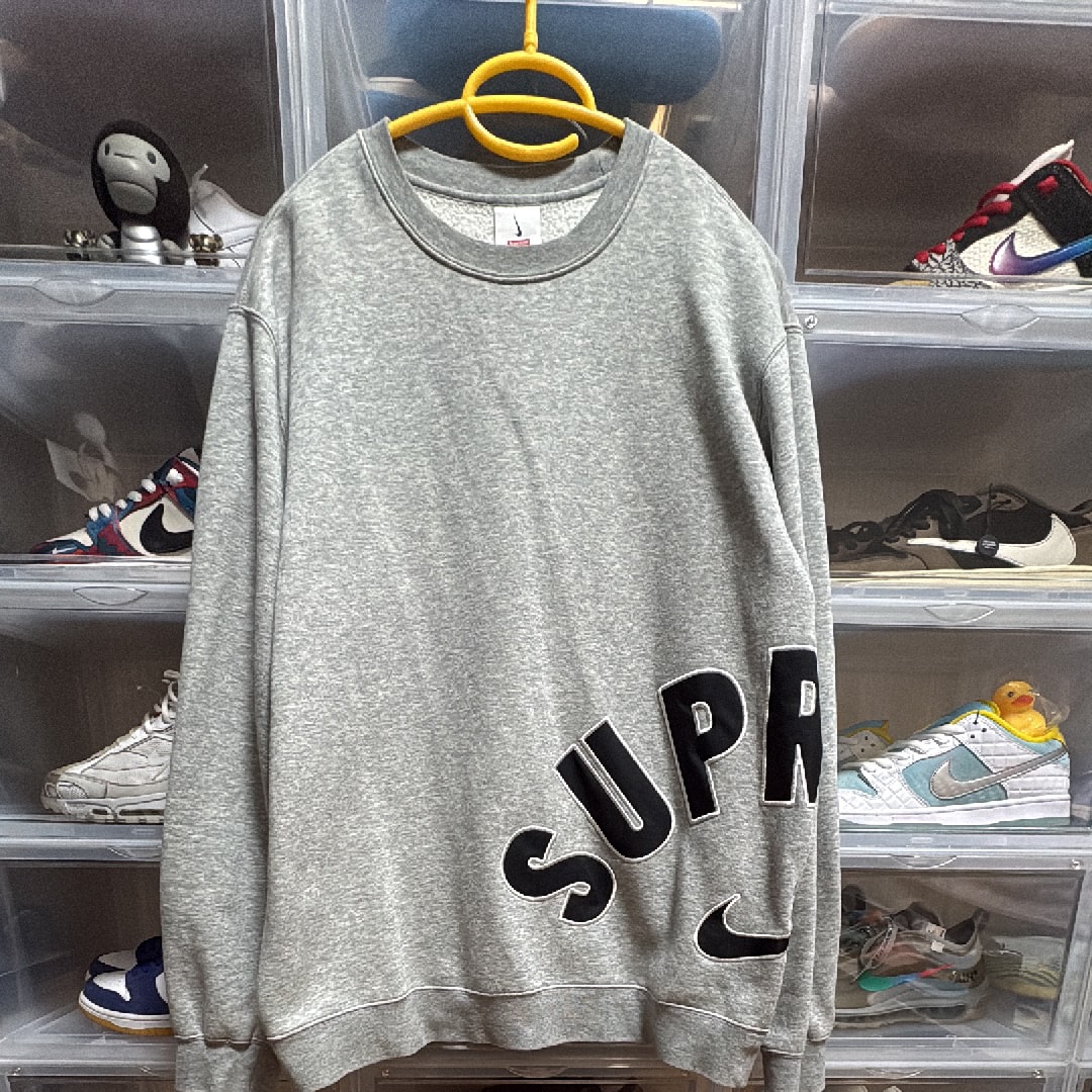 Supreme / Nike Arc Crewneck "Heather Grey"