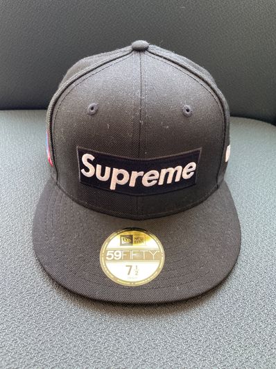 Supreme World Famous Box Logo New Era® "Black"