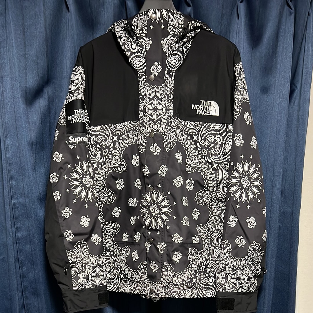 Supreme The North Face Bandana Mountain Parka "Black"