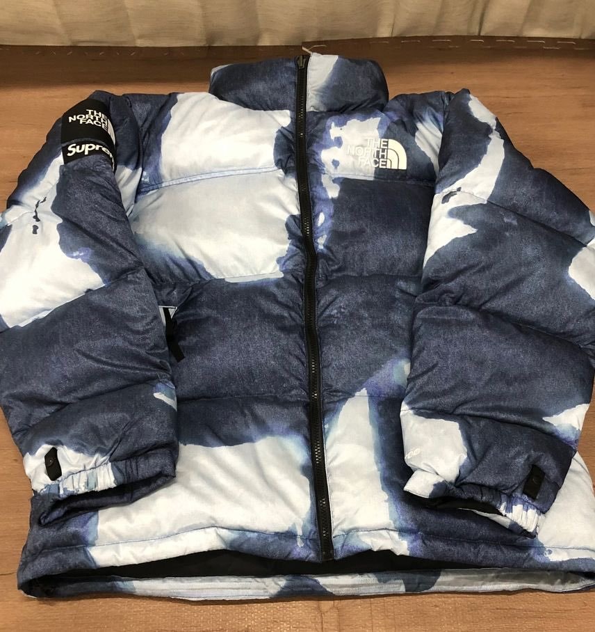Supreme x The North Face Bleached Denim Print Nuptse Jacket "Indigo"
