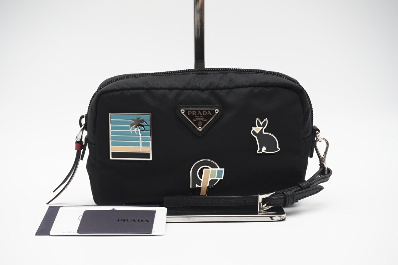 極美品 PRADA プラダ ナイロン テスートスマルト ロゴポーチ 1NE021 ポーチ ブラック ナイロン レディース