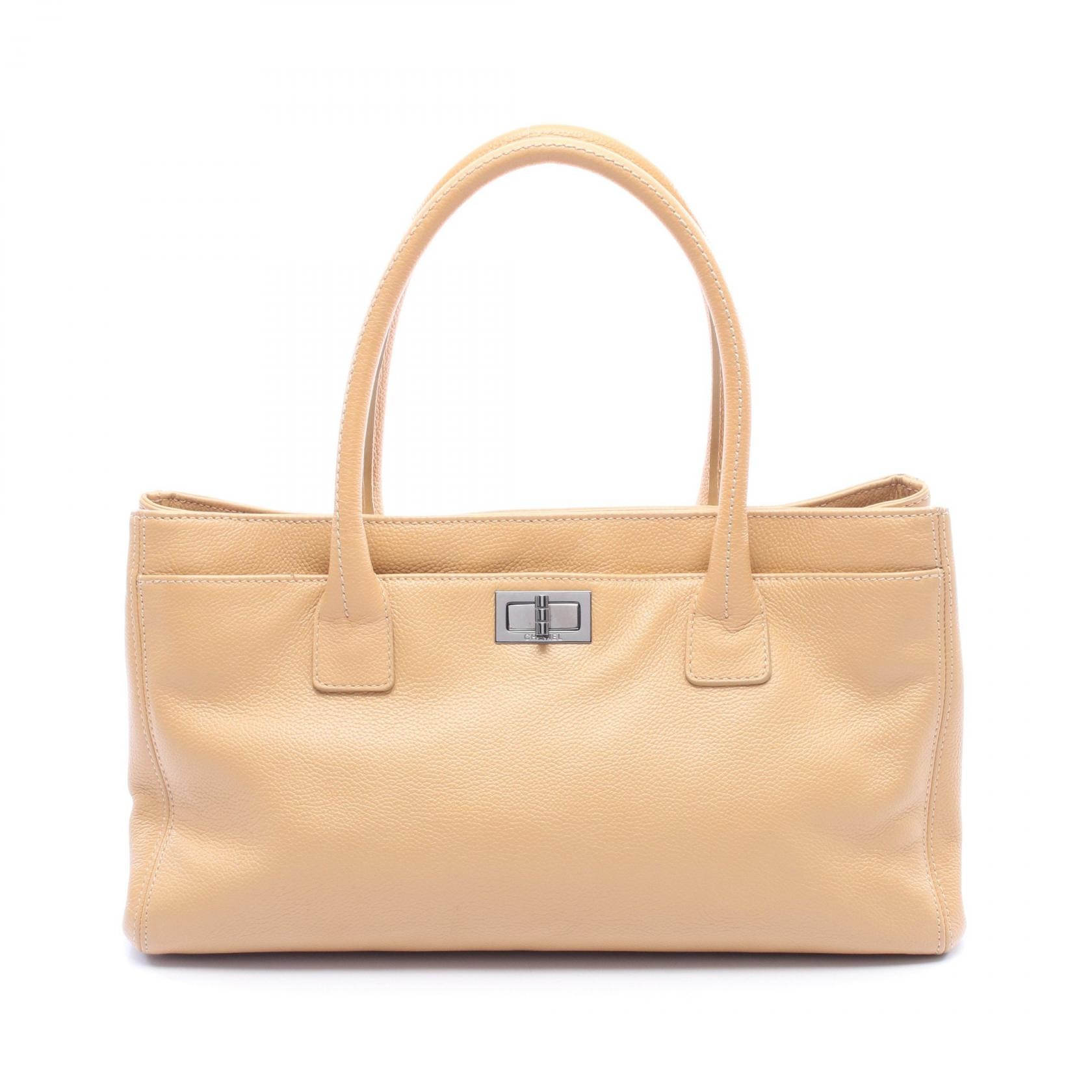 シャネル CHANEL 2.55 エグゼクティブトート トートバッグ バッグ キャビアスキン(グレインドカーフ) レディース ベージュ系 【中古】