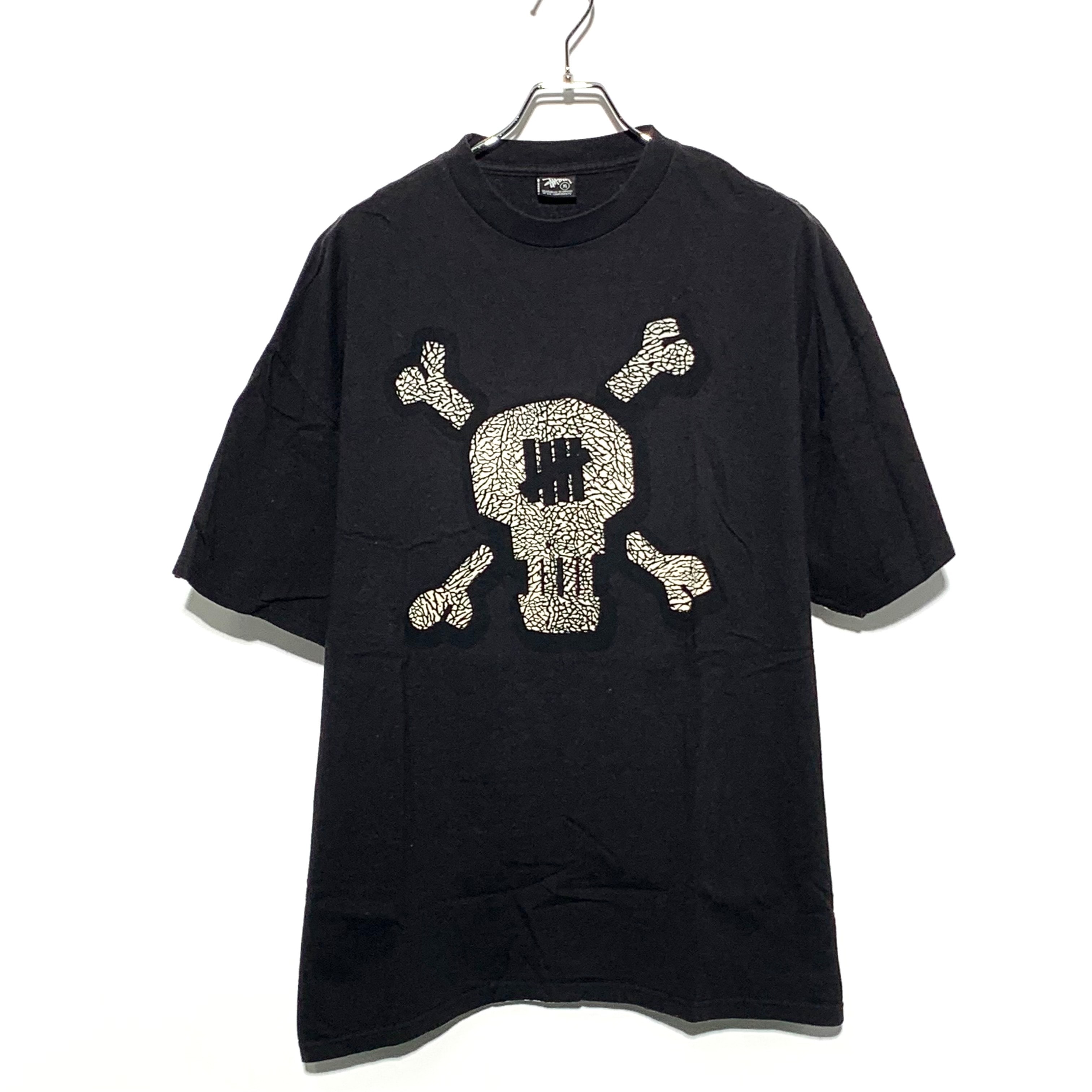STUSSY×UNDEFEATED×CUSTOMADE skull Tee Black