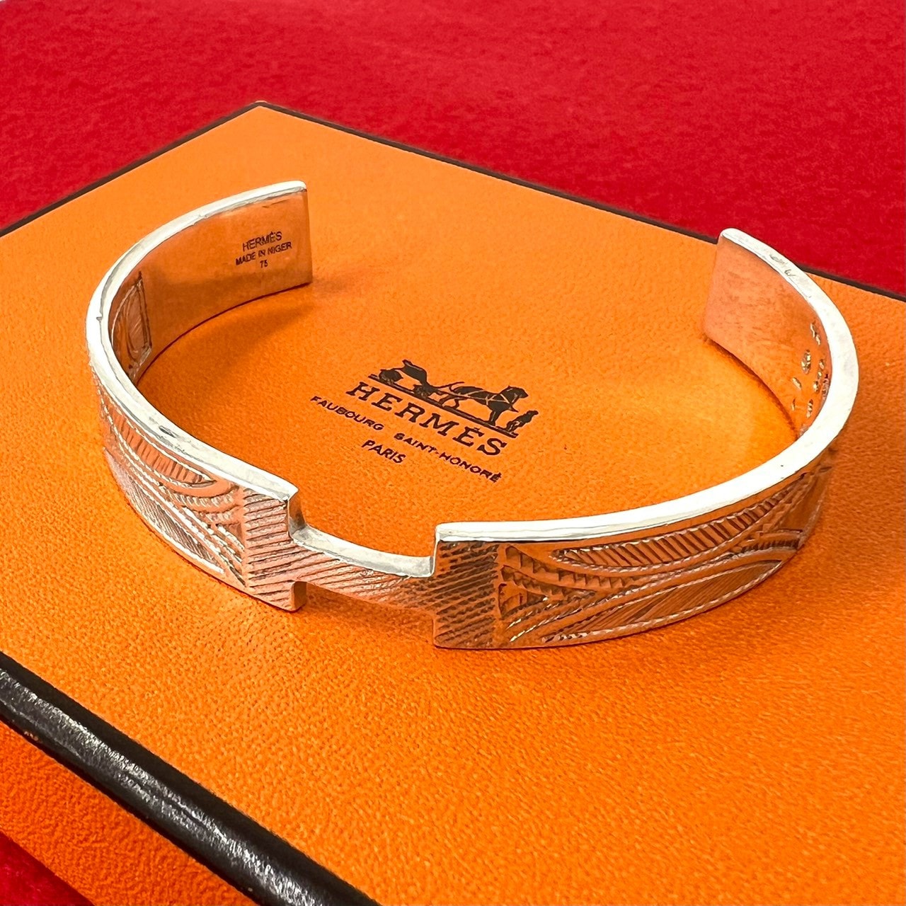 HERMES エルメス トゥアレグ T5 バングル シルバー925 バングル シルバー
18086
