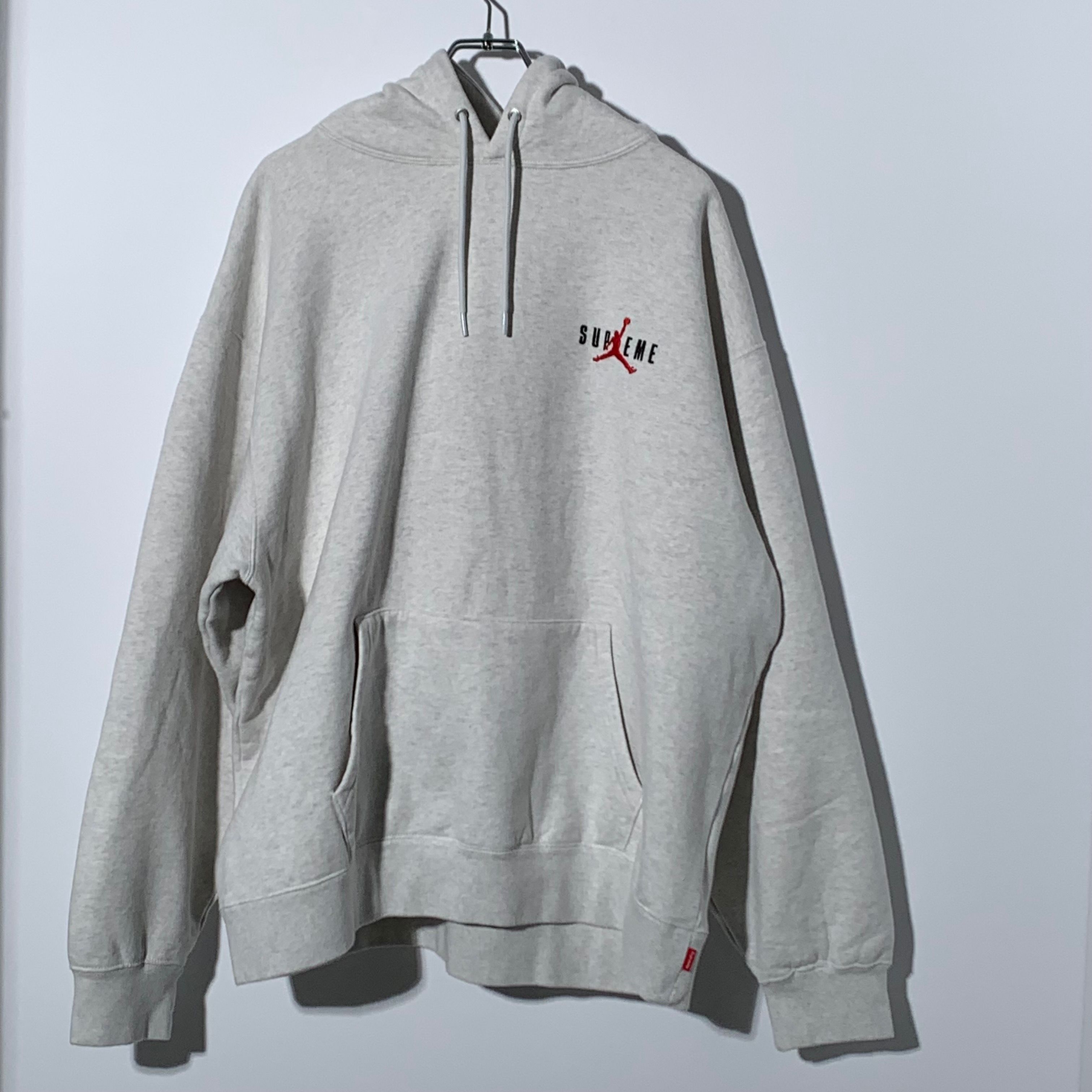 Supreme x Jordan Hooded Sweatshirt "Ash Grey" HF0836-051
