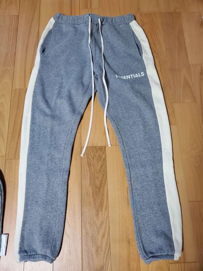 FEAR OF GOD Essentials Side Stripe Sweatpants "Grey"