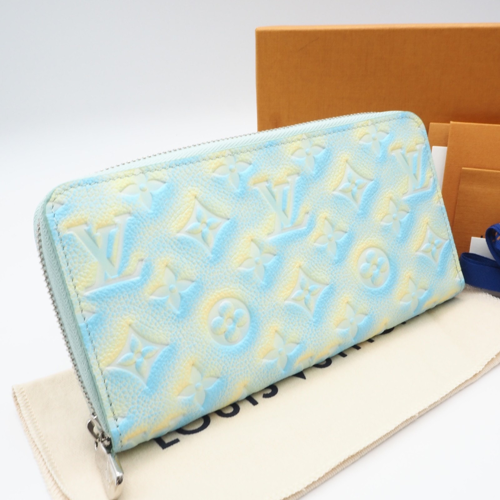 未使用 LOUIS VUITTON ルイ・ヴィトン モノグラム アンプラント サマー スターダスト ジッピーウォレット ヴェール ドー M81466 長財布 ブルー イエロー グレインカーフレザー レディース