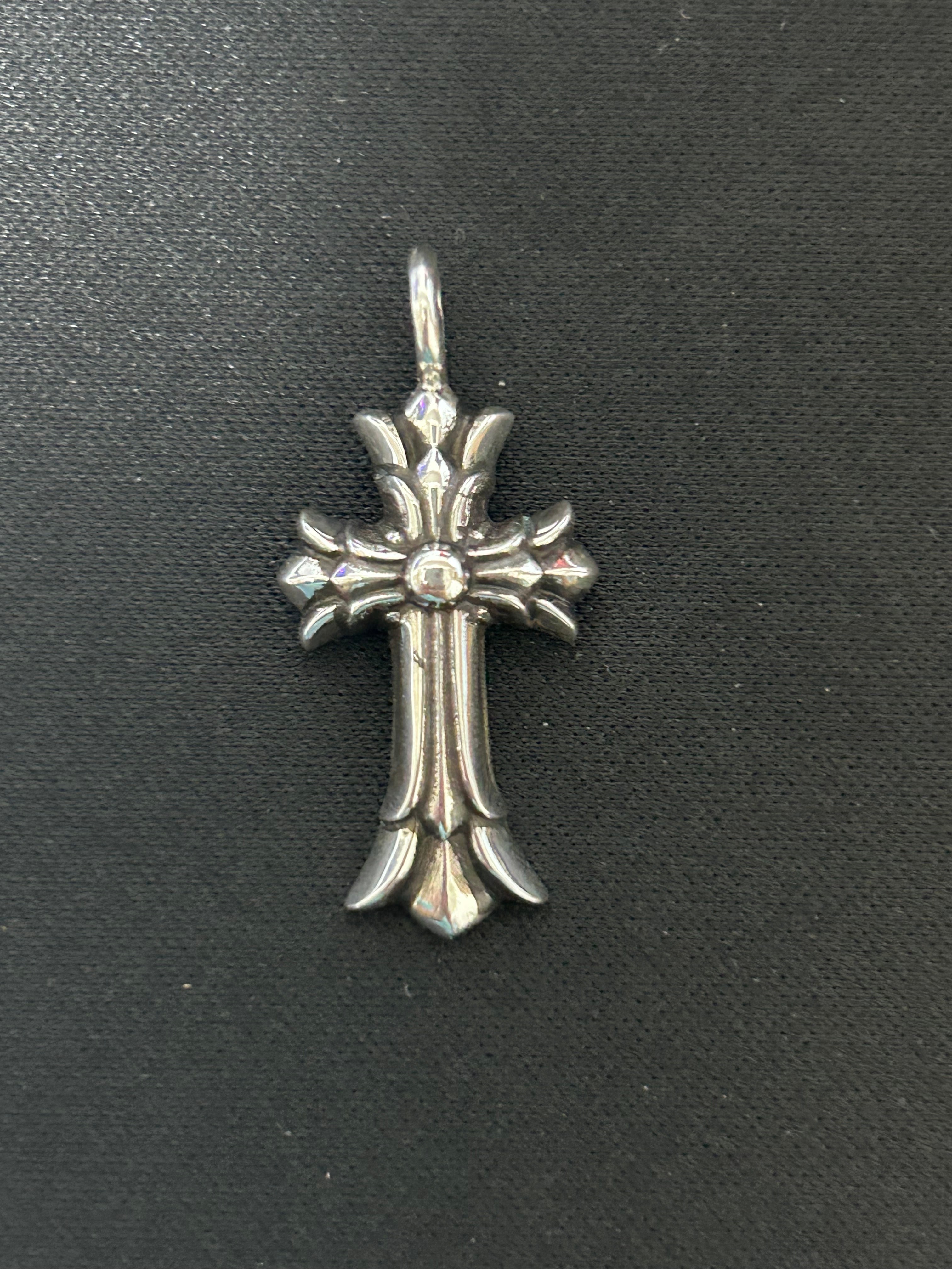 Chrome Hearts Double CH Cross Charm "Silver"