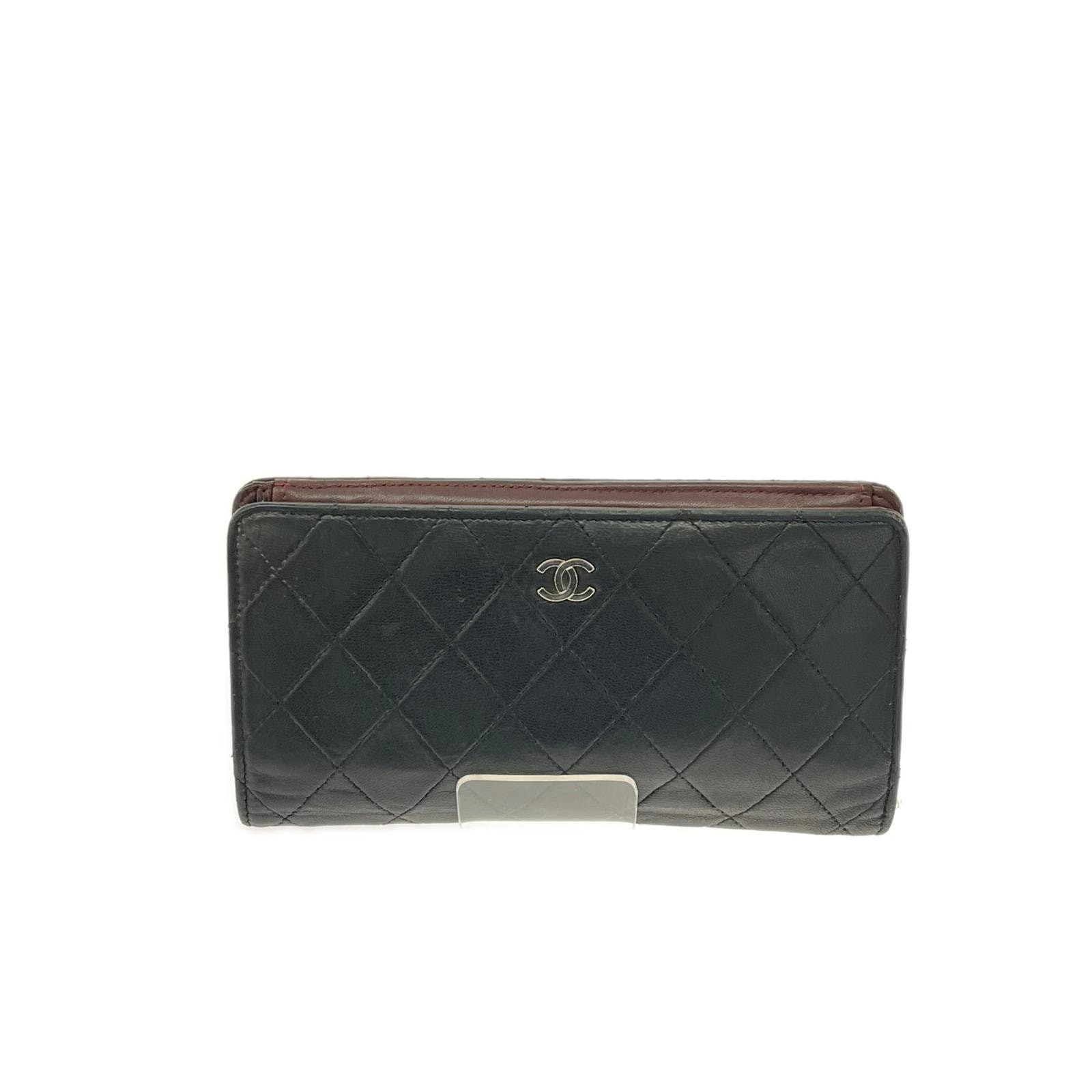 CHANEL シャネル 2つ折り財布 長財布 マトラッセ ラムレザー  ブラック