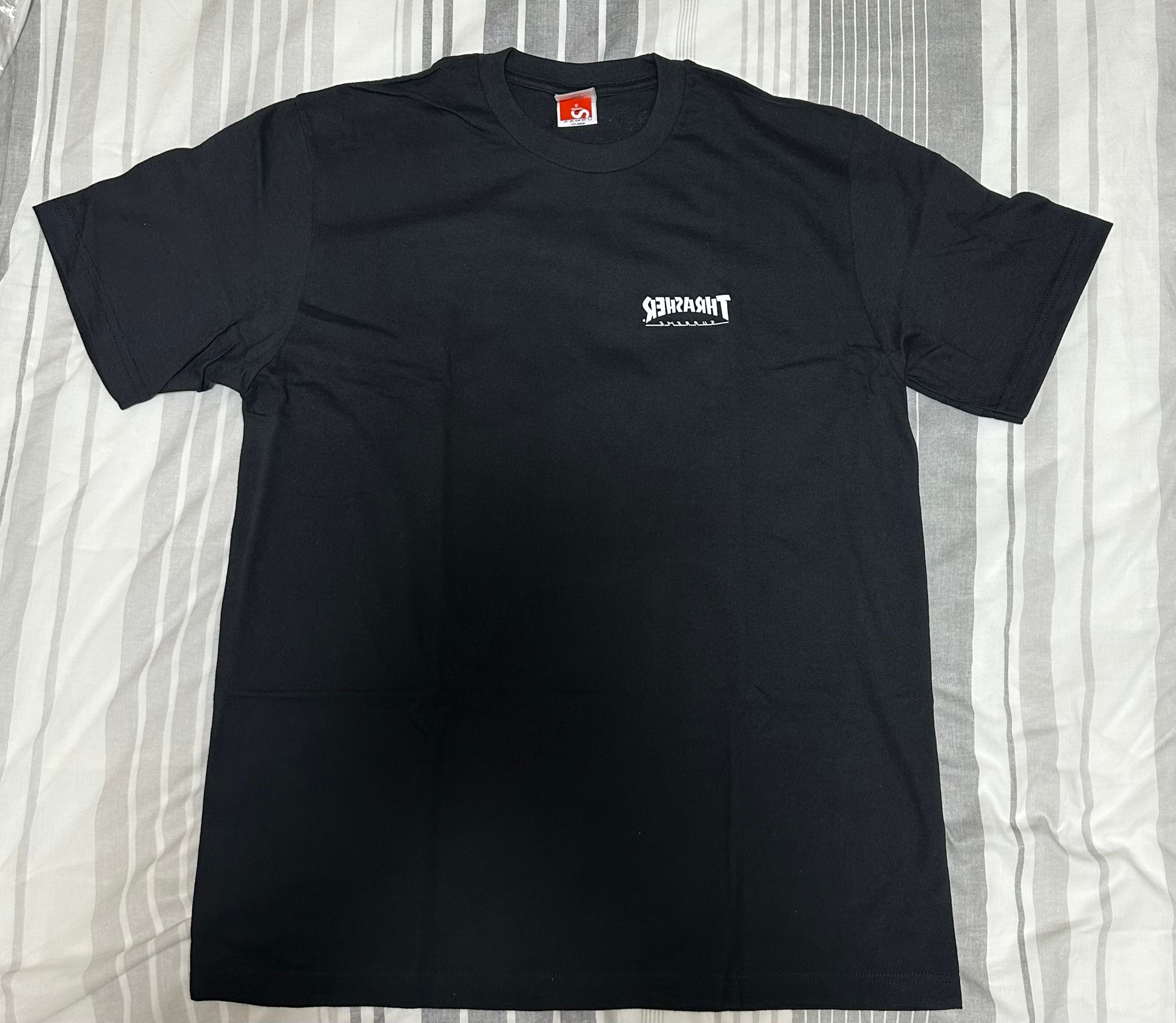 シュプリーム x スラッシャー クロス Tシャツ "ブラック"