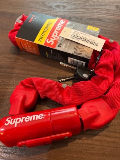 Supreme / Kryptonite Integrated Chain Lock Supreme / Kryptonite Integrated Chain Lock