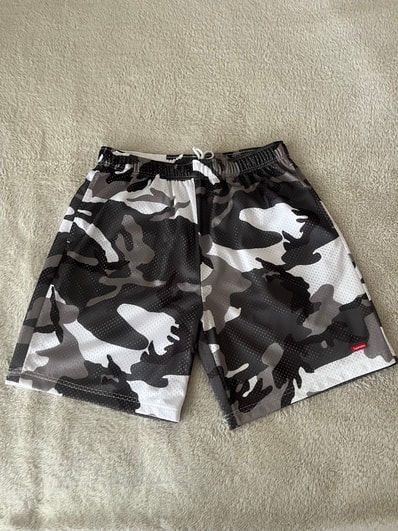 Supreme Small Box Baggy Mesh Short "Snow Camo"