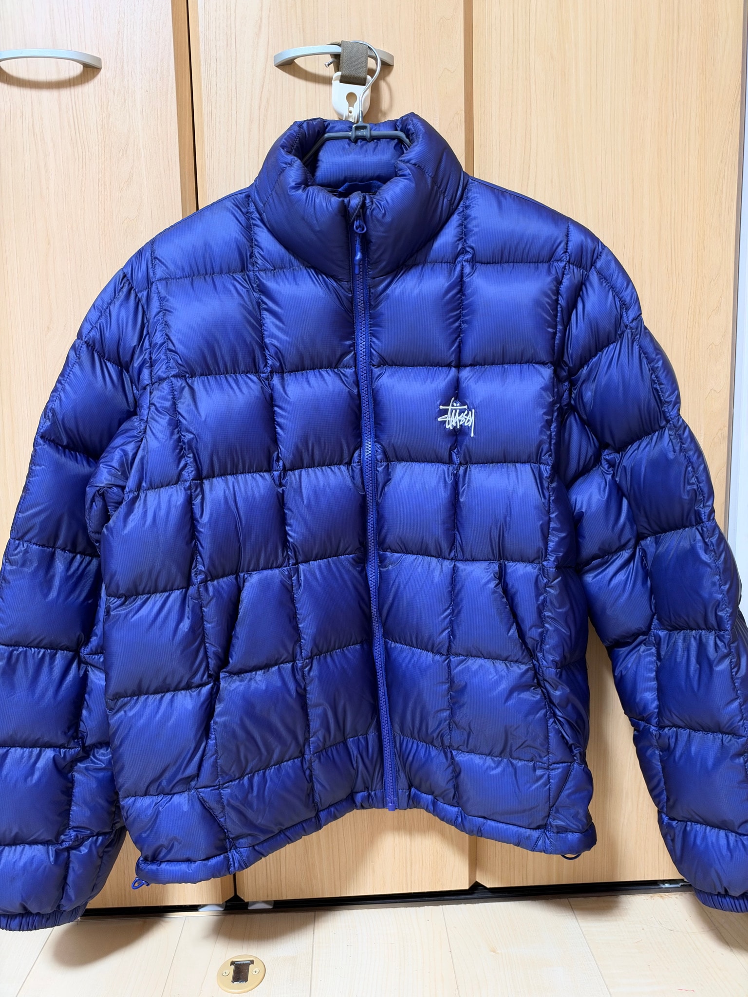 Stussy Midweight Puffer "Iris"