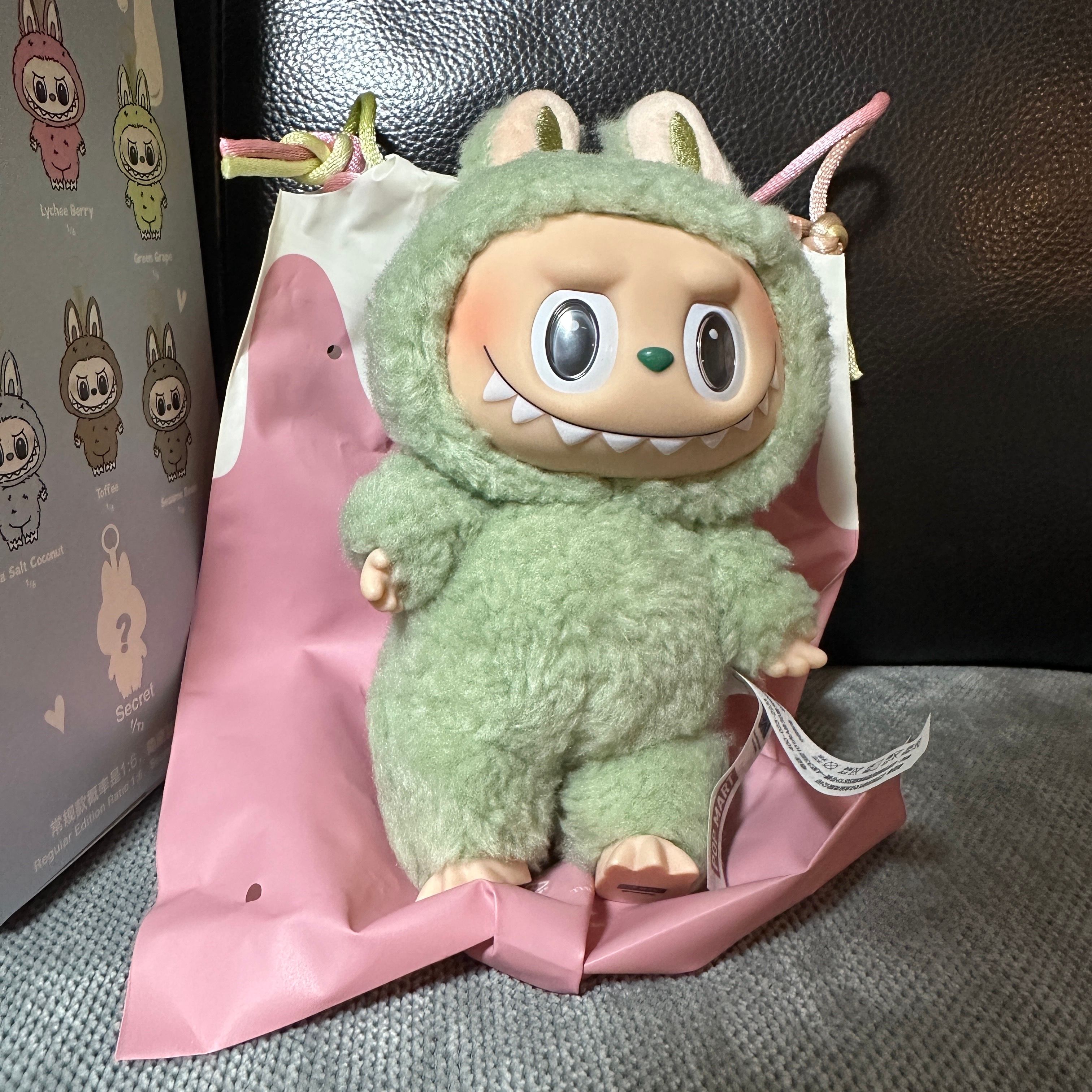 POP MART THE MONSTERS (LABUBU) Exciting Macaron Plush Series GREEN GRAPE