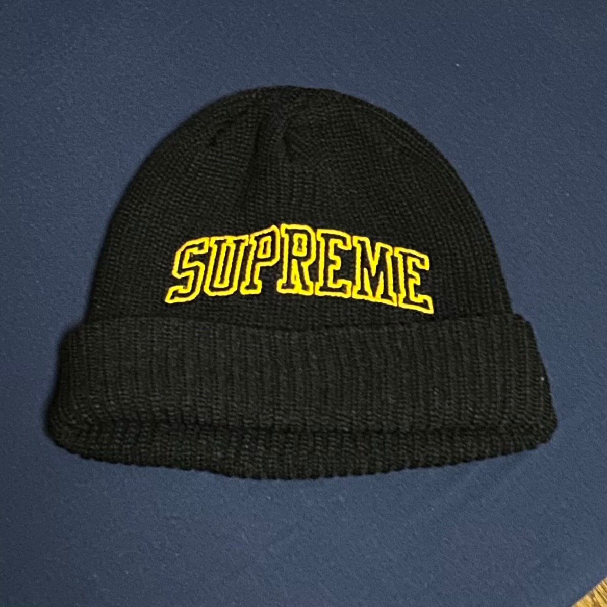 Supreme Loose Gauge Arc Beanie "Black"