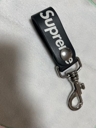 Supreme Leather Key Loop "Black"