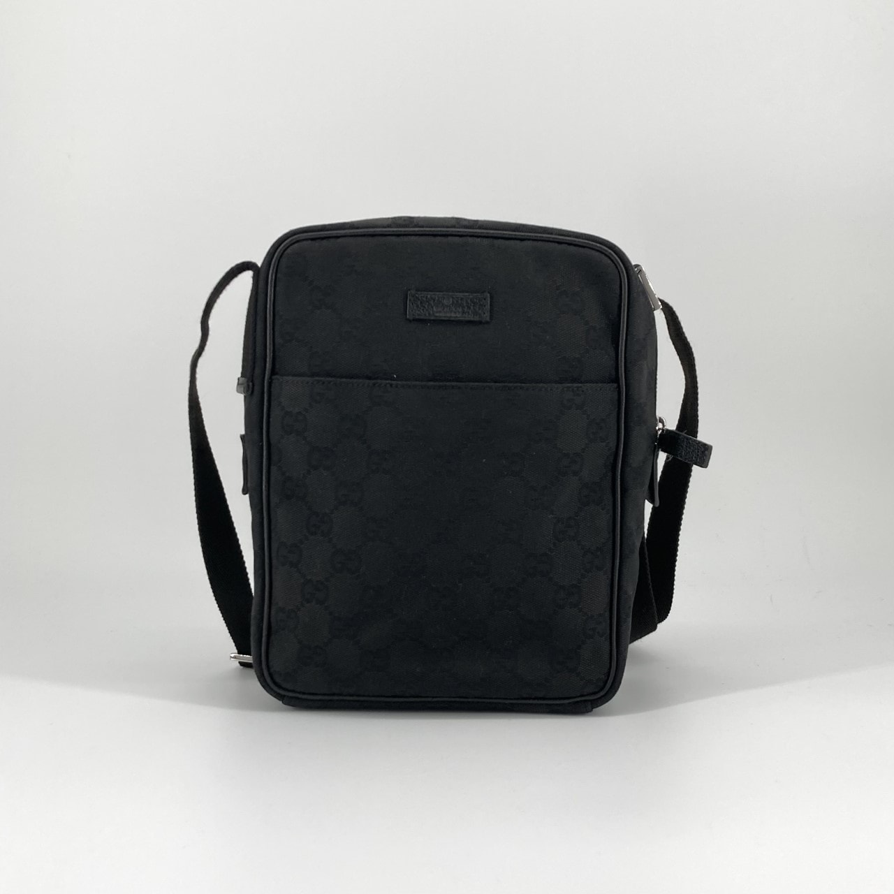 GUCCI(グッチ) GGキャンバス レザー 122759 ショルダーバッグ ブラック