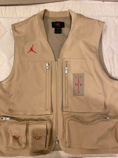 Air Jordan x Travis Cactus Jack Utility Vest "Khaki Desert"