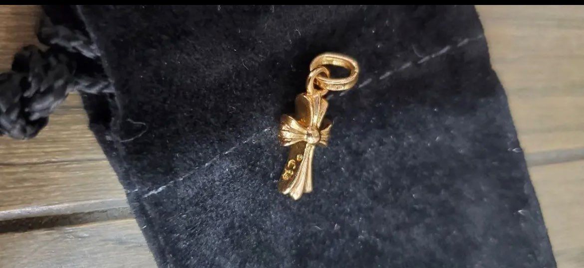 Chrome Hearts 22K CH Cross Baby Fat Charm "Yellow Gold"