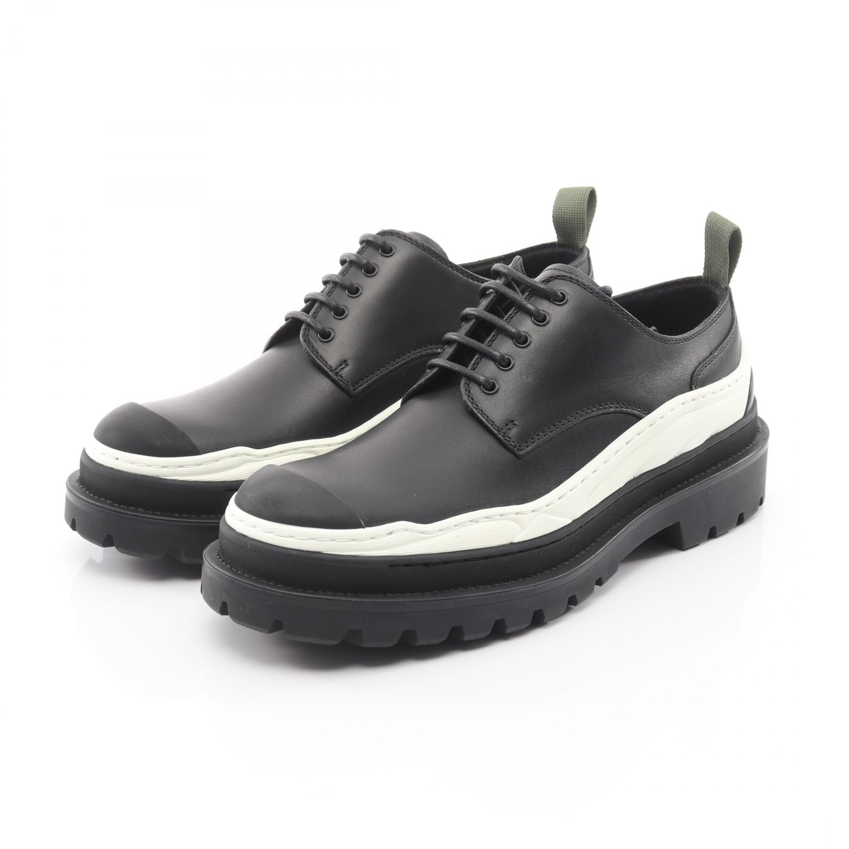 ディオール Dior DIOR × SACAI Explorer Derby エクスプローラー ダービー スニーカー 靴 レザー メンズ ブラック系 / ホワイト系 【中古】