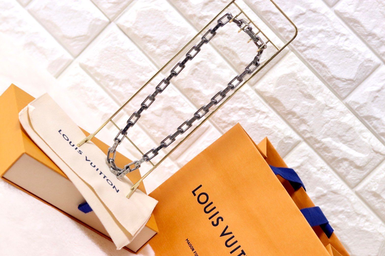 Louis Vuitton Monogram Chain Necklace "Silver"