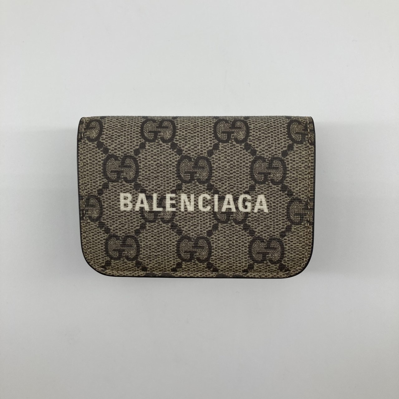 GUCCI(グッチ) xBALENCIAGAハッカープロジェクト ゴールドチェーン付ウォレット レザー 2WAY 681705 ショルダーバッグ ベージュ×ゴールド×ホワイト
