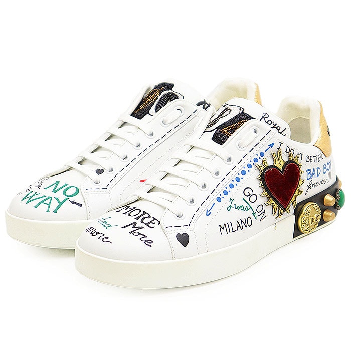 【極美品】DOLCE&GABBANA ドルチェアンドガッバーナ ローカットスニーカー メンズ サイズ 7 1/2 グラフィティ DG ロゴ プリント スタッズ メタル × パール ハート ワッペン レザー ホワイト 白 イタリア製