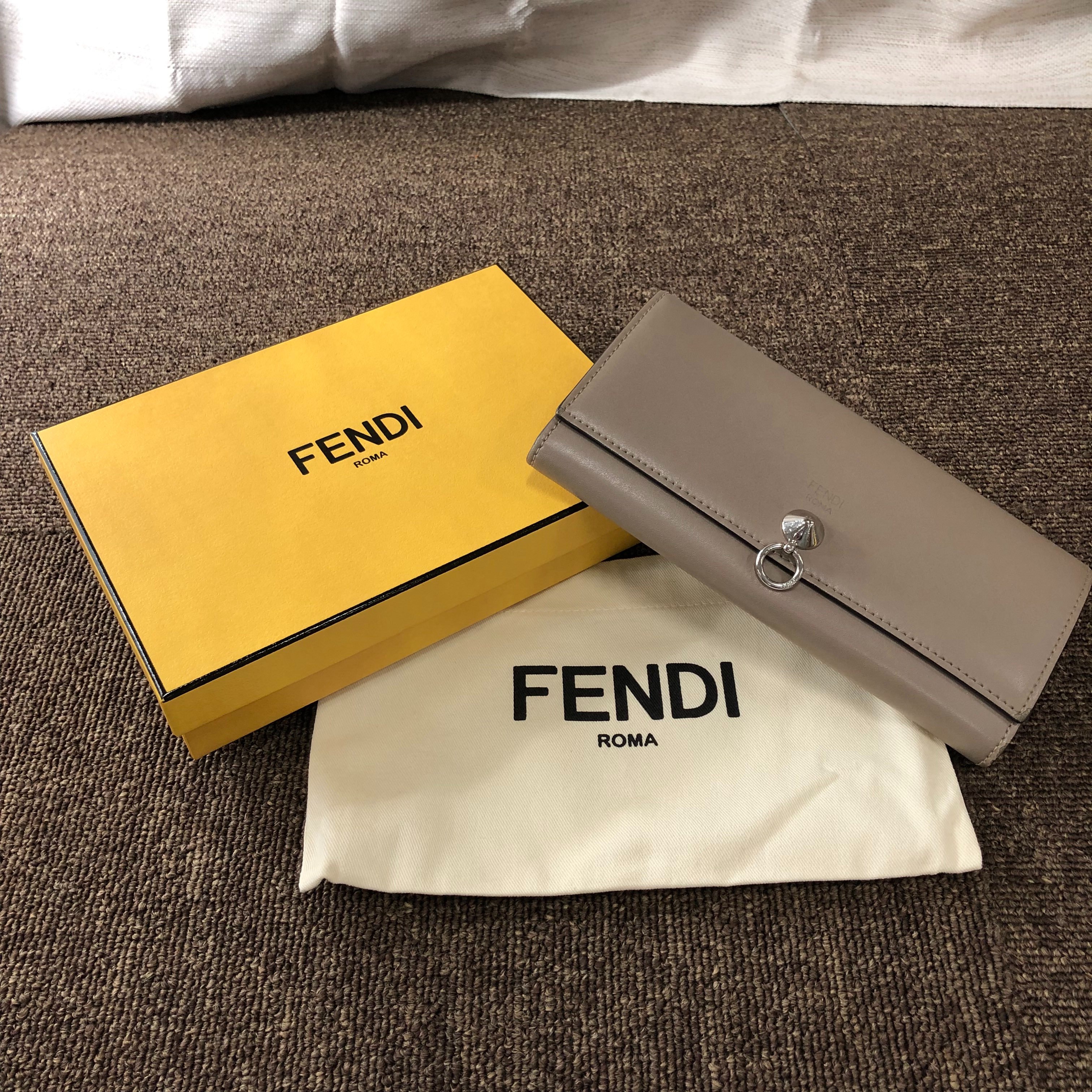 フェンディ 長財布
