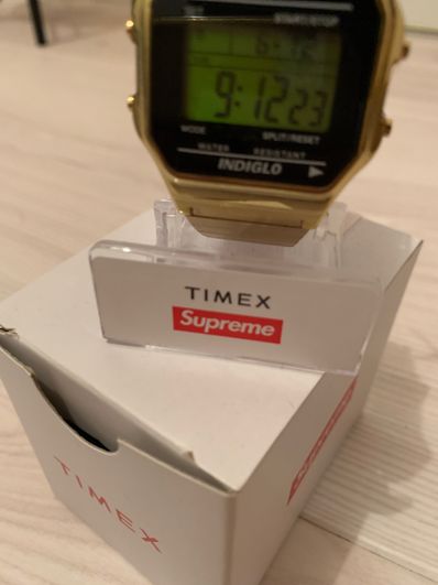 Supreme / Timex® Digital Watch "Gold"