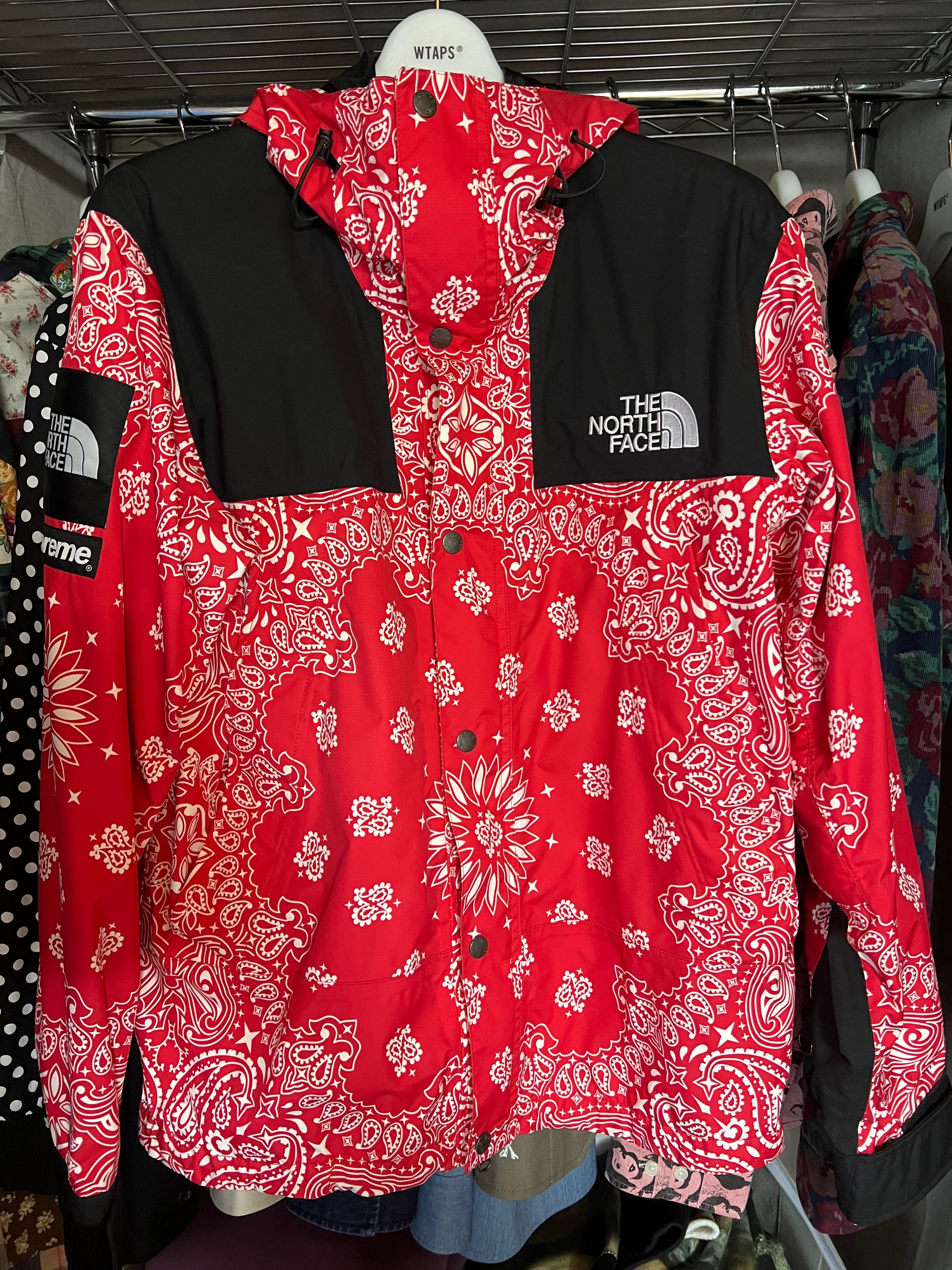 Supreme The North Face Bandana Mountain Parka "Red"