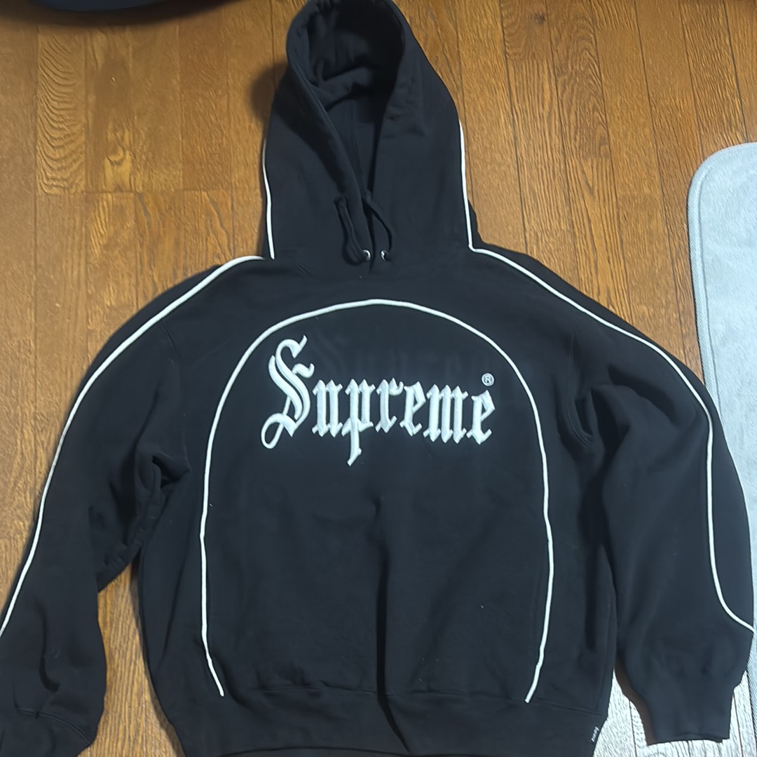 シュプリーム カーブパイピング フードスウェットシャツ "ブラック"
