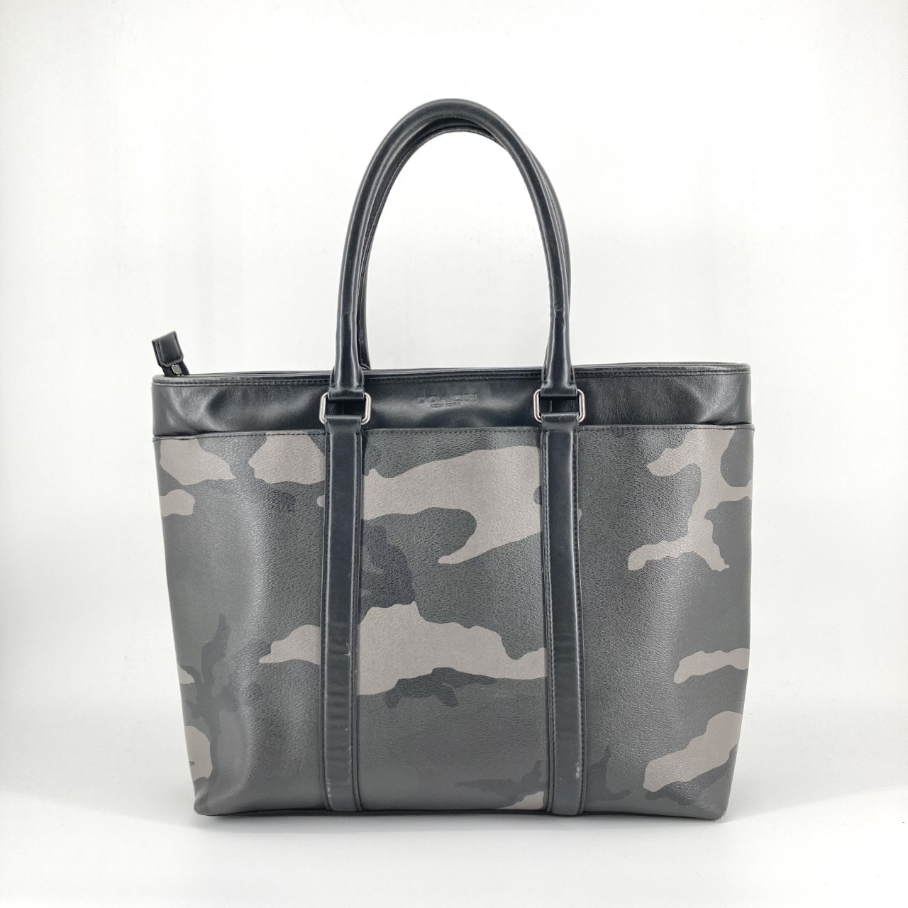 【美品】COACH ブラック トートバッグ カモフラージュ C (やや傷や汚れあり)】COACH（コーチ） カモフラージュ柄 レザー