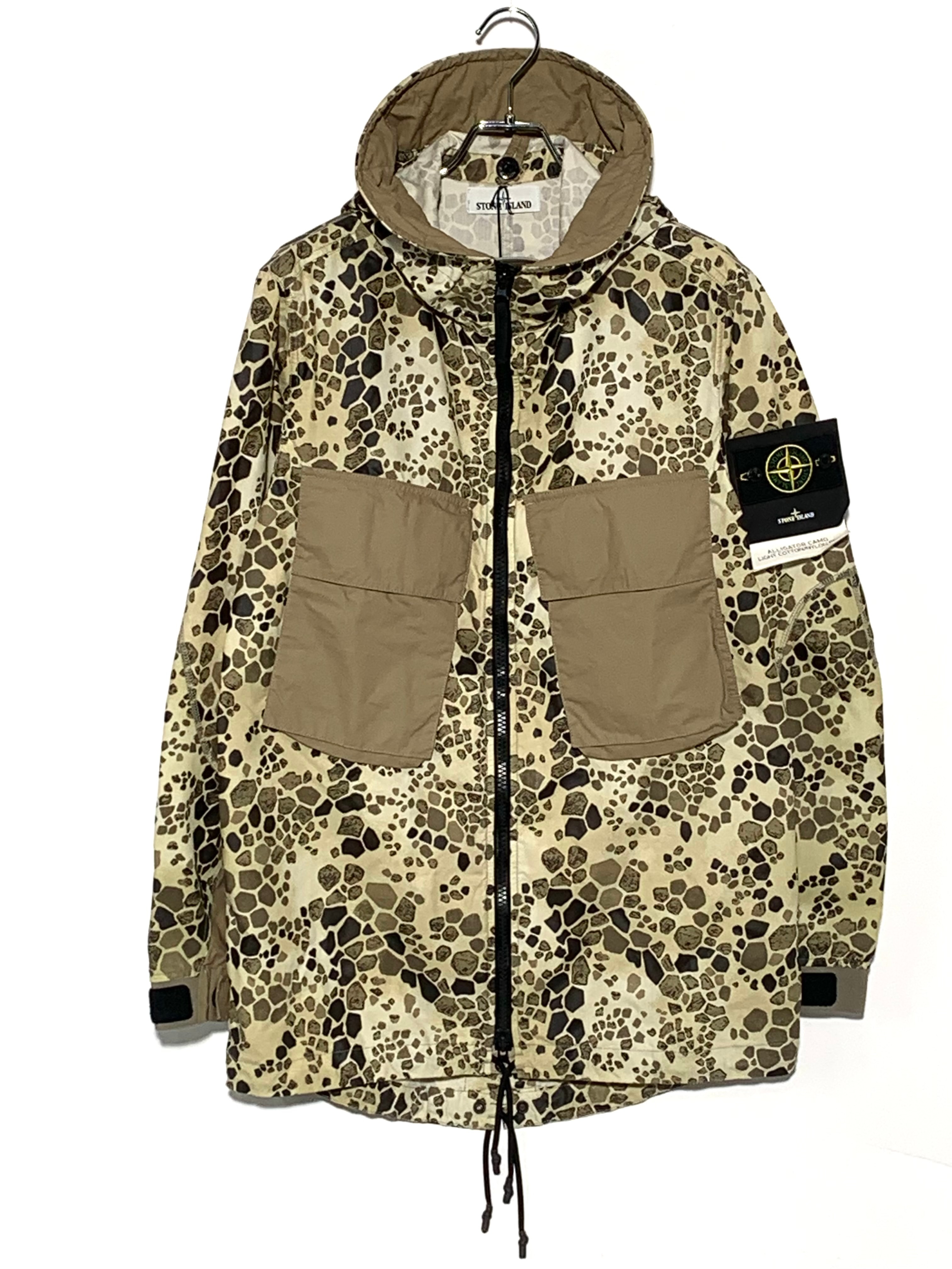 Stone Island Alligator Camo Mountain Jacket Beige
