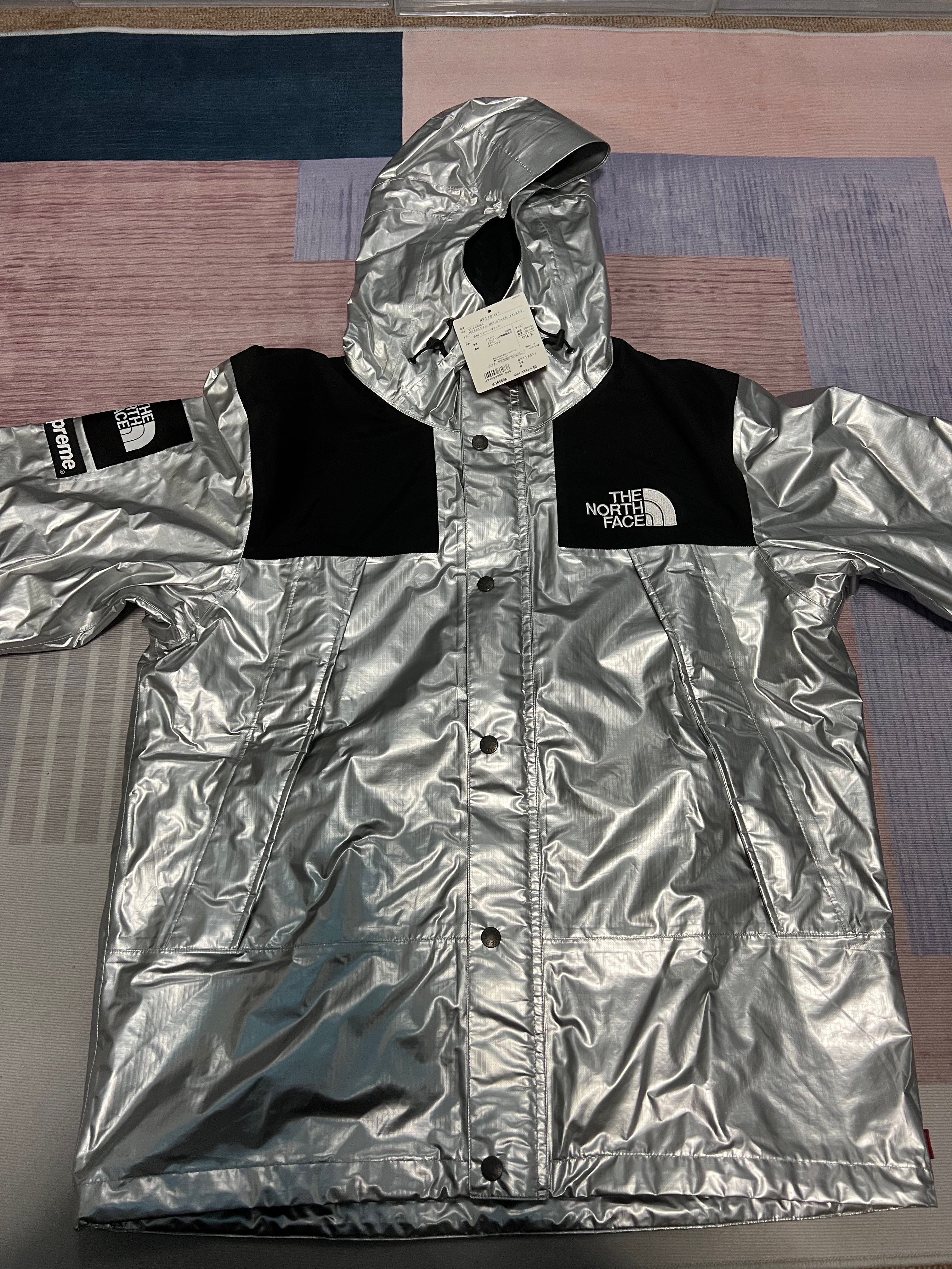 Supreme x The North Face Metallic Mountain Parka "Silver"