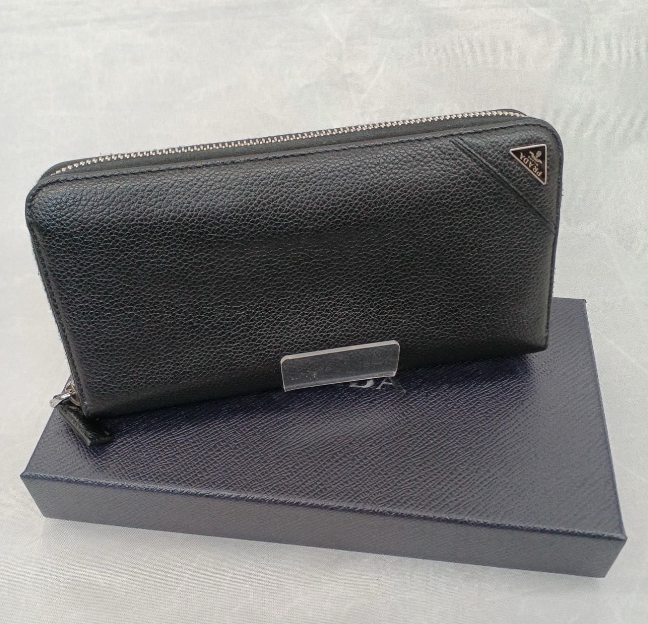 PRADA Saffiano Wallet "Black"