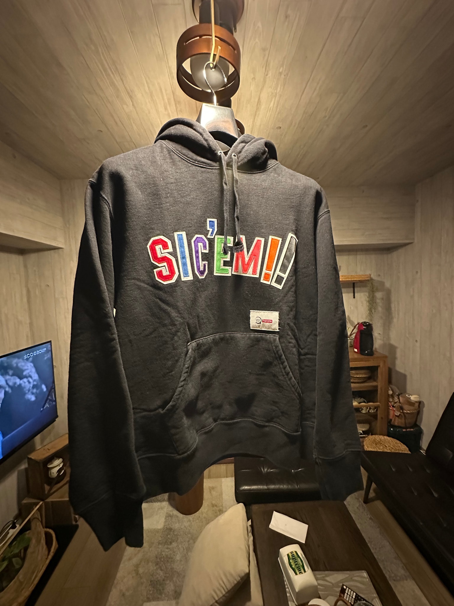 Supreme x WTAPS Sic'em! Hooded Sweatshirt "Black"