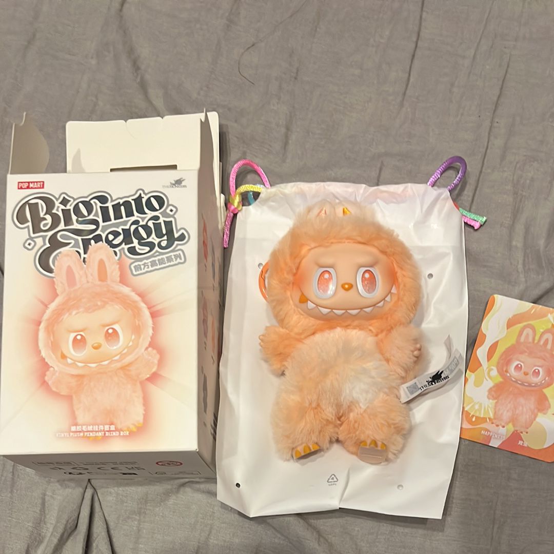POP MART THE MONSTERS (LABUBU) Big into Energy Series Plush Pendant HAPPINESS