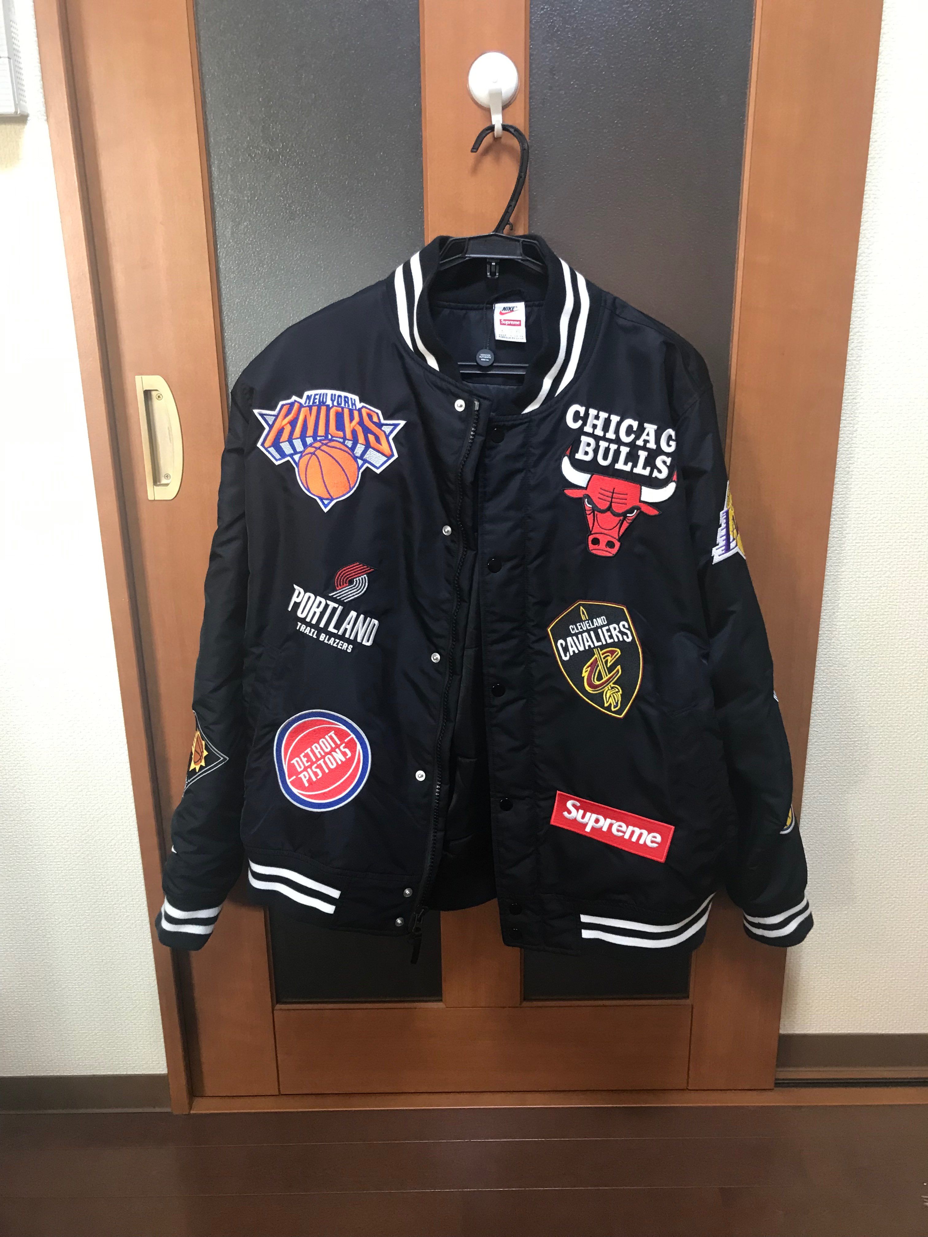 Supreme / Nike®/NBA Teams Warm-Up Jacket "Black"
