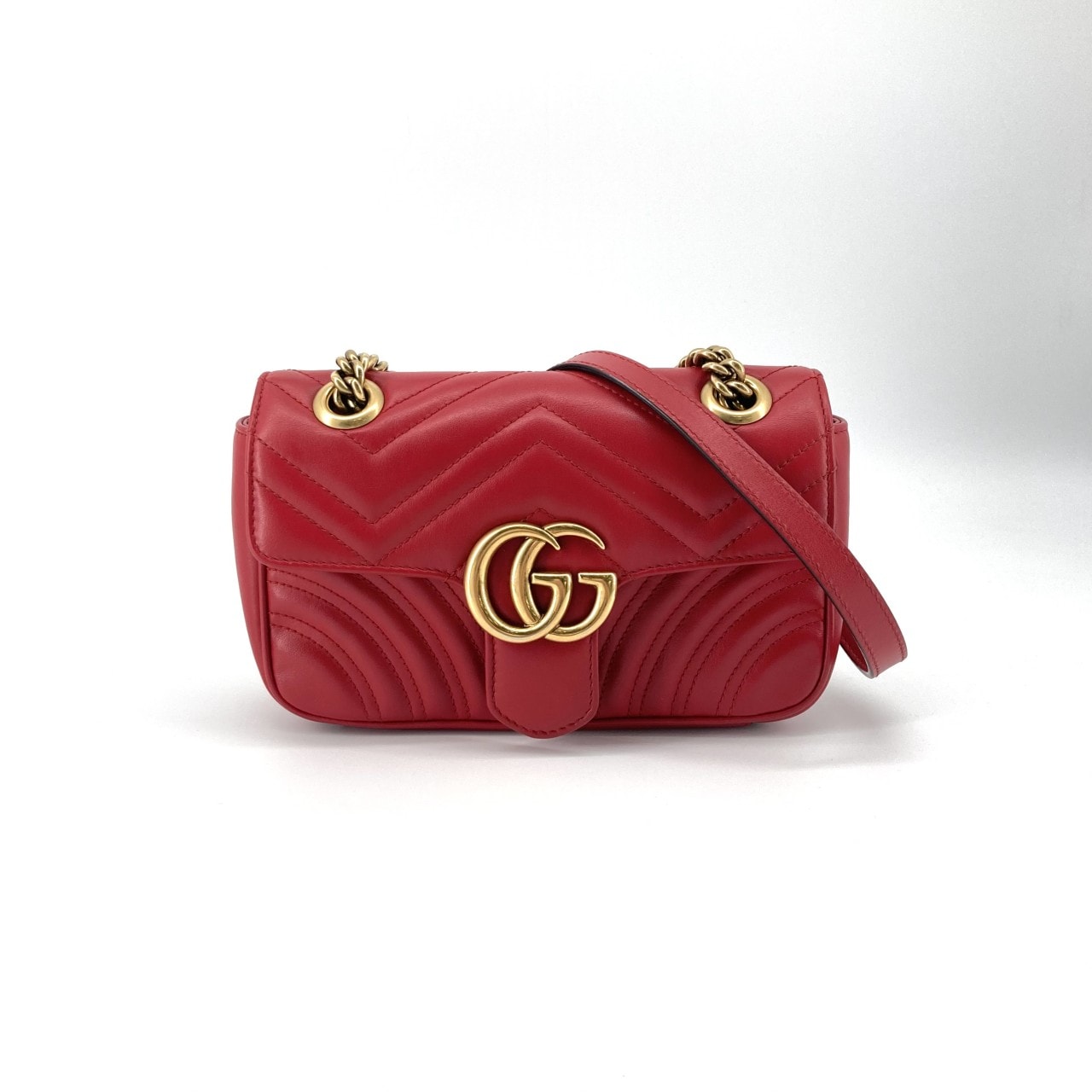 GUCCI(グッチ) GGマーモント スモール キルティングレザー スライド式チェーンストラップ ダブルG ゴールド金具 446744 ショルダーバッグ レッド×ゴールド
