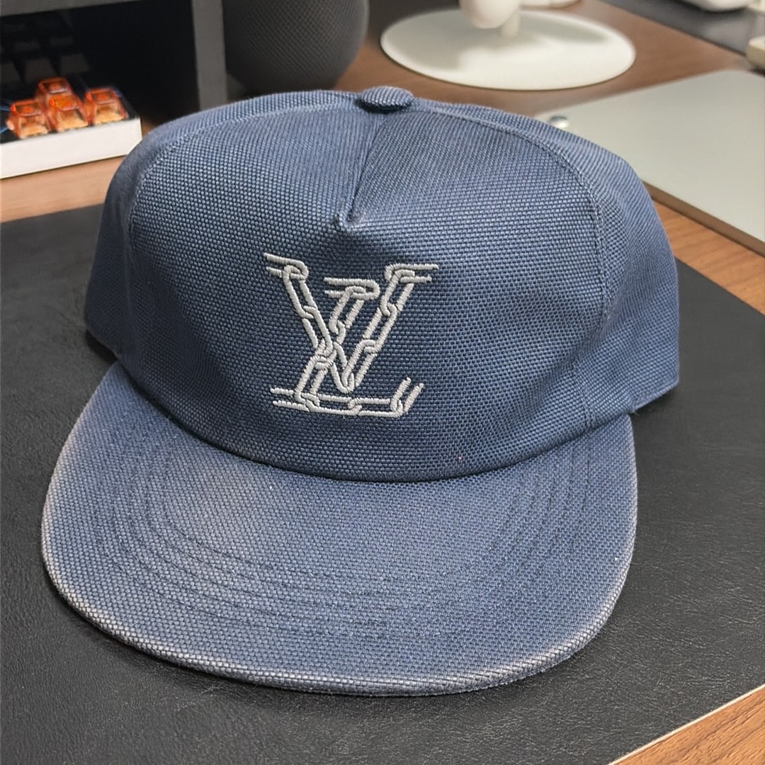 Louis Vuitton LV Signature Cap "Bleu Marine"