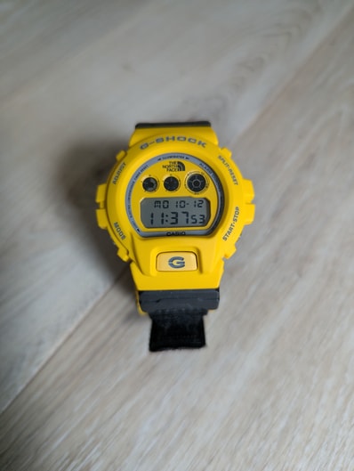 Supreme x The North Face G-SHOCK Watch "Yellow"