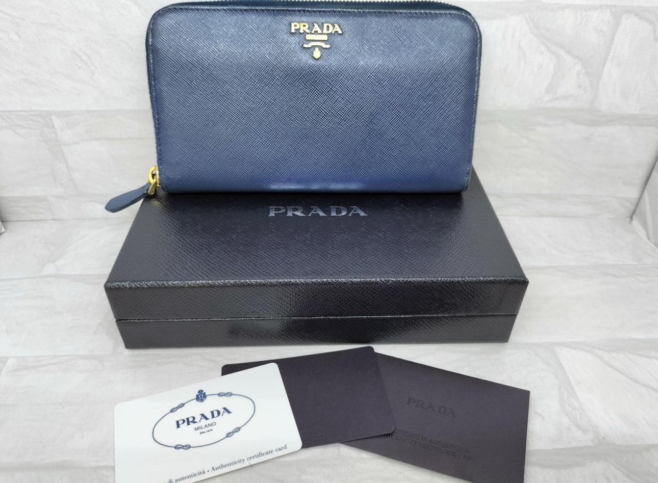 PRADA
